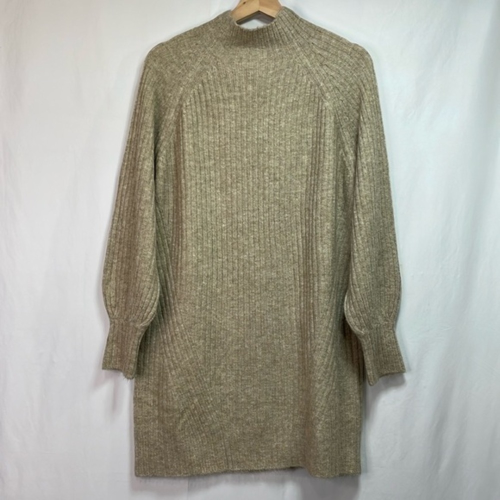 🥜 nwt Becool tan ribbed knit dress: